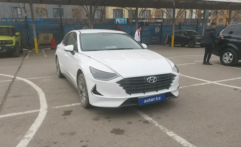 Hyundai Sonata 2023 года за 11 000 000 тг. в Алматы фото 2