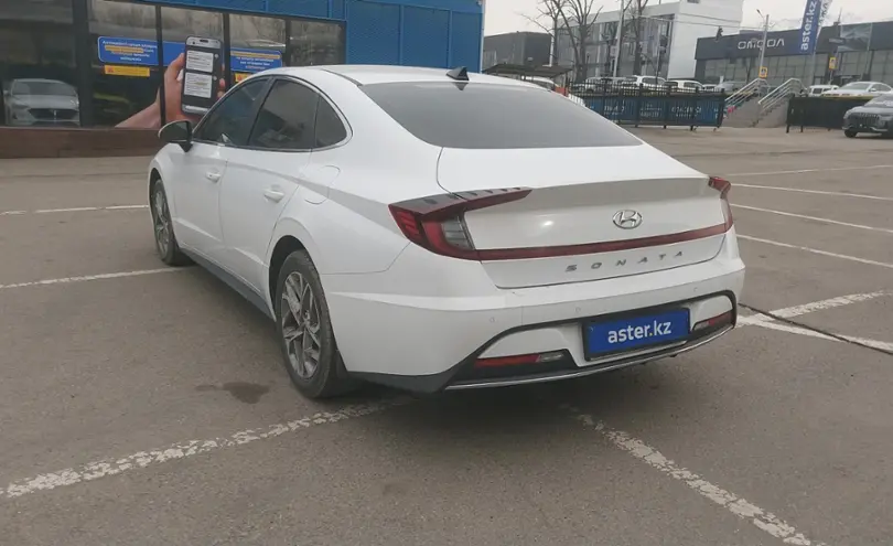 Hyundai Sonata 2023 года за 11 000 000 тг. в Алматы фото 4