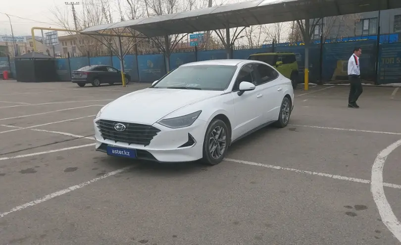 Hyundai Sonata 2023 года за 11 000 000 тг. в Алматы