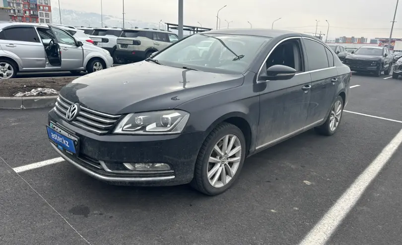 Volkswagen Passat 2014 года за 6 800 000 тг. в Алматы