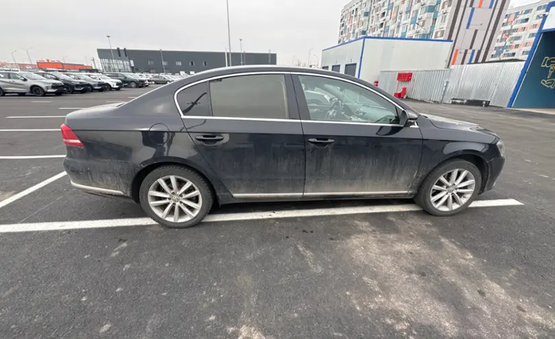 Volkswagen Passat 2014 года за 6 800 000 тг. в Алматы фото 4