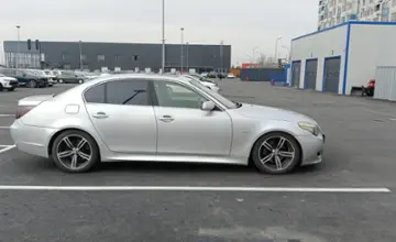 BMW 5 серии 2004 года за 6 000 000 тг. в Алматы фото 4