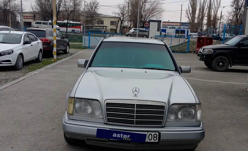 Mercedes-Benz E-Класс 1994 года за 2 400 000 тг. в Тараз фото 2
