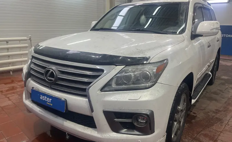 Lexus LX 2013 года за 26 000 000 тг. в Астана