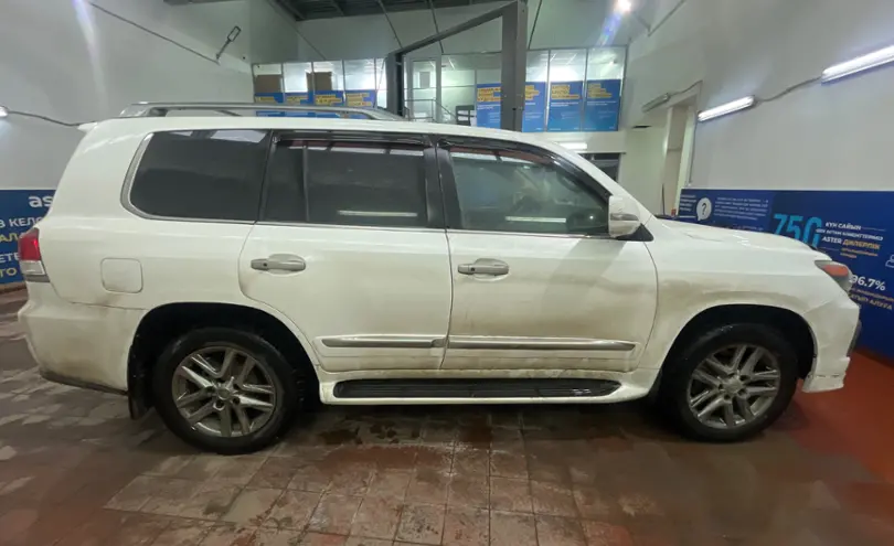 Lexus LX 2013 года за 26 000 000 тг. в Астана фото 4