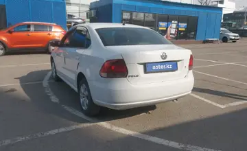 Volkswagen Polo 2012 года за 420 000 тг. в Алматы фото 4