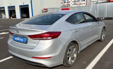 Hyundai Elantra 2018 года за 6 500 000 тг. в Алматы