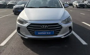 Hyundai Elantra 2018 года за 6 500 000 тг. в Алматы фото 2