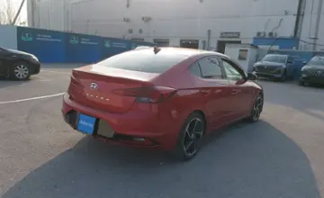 Hyundai Elantra 2018 года за 6 500 000 тг. в Шымкент фото 3