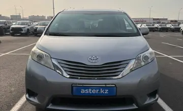 Toyota Sienna 2015 года за 12 000 000 тг. в Алматы фото 2