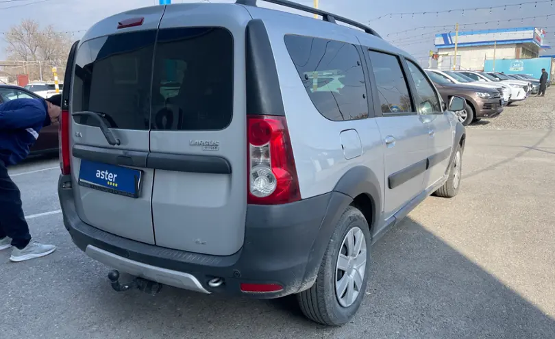 LADA (ВАЗ) Largus Cross 2017 года за 5 000 000 тг. в Тараз фото 5