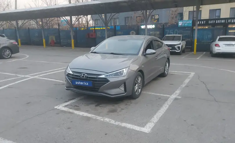 Hyundai Elantra 2019 года за 7 400 000 тг. в Алматы