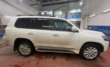 Toyota Land Cruiser 2007 года за 19 000 000 тг. в Астана фото 4