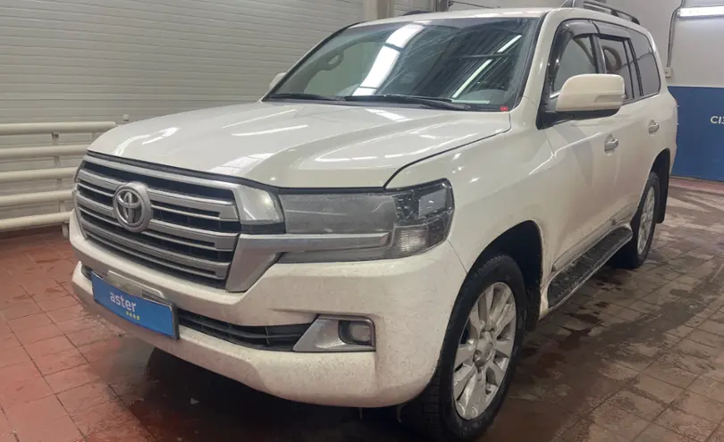 Toyota Land Cruiser 2007 года за 19 000 000 тг. в Астана