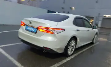Toyota Camry 2019 года за 13 500 000 тг. в Шымкент фото 3