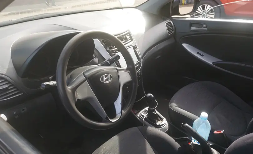 Hyundai Solaris 2015 года за 3 500 000 тг. в Алматы фото 5