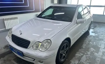 Mercedes-Benz C-Класс 2000 года за 2 500 000 тг. в Павлодар фото 1