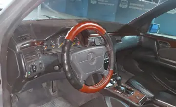 Mercedes-Benz E-Класс 1996 года за 2 500 000 тг. в Шымкент фото 5