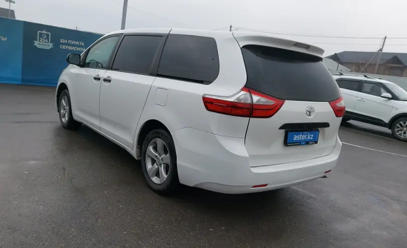 Toyota Sienna 2015 года за 14 800 000 тг. в Шымкент фото 4