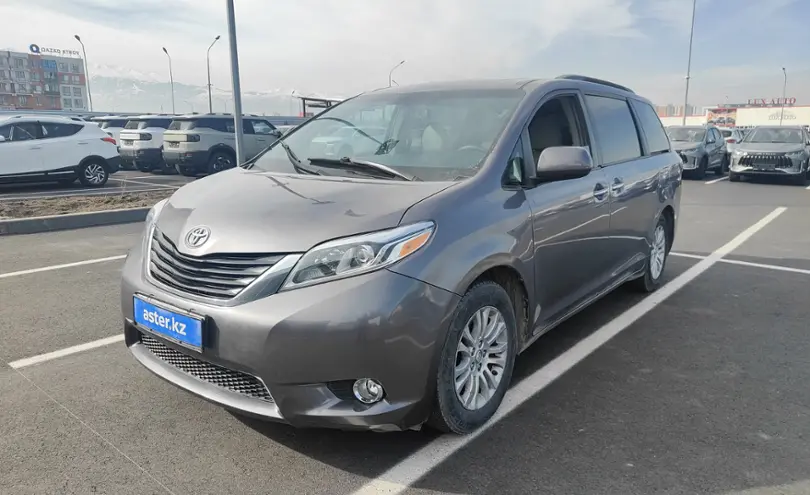 Toyota Sienna 2014 года за 14 000 000 тг. в Алматы