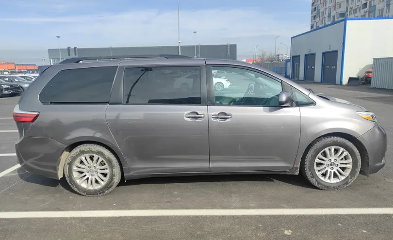 Toyota Sienna 2014 года за 14 000 000 тг. в Алматы фото 4