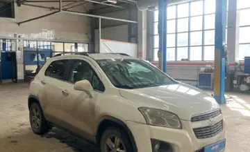 Chevrolet Tracker 2014 года за 3 800 000 тг. в Караганда фото 3