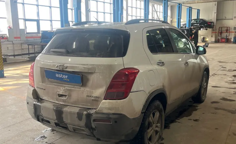 Chevrolet Tracker 2014 года за 3 800 000 тг. в Караганда фото 5