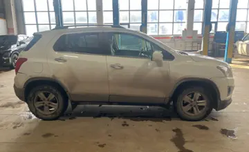 Chevrolet Tracker 2014 года за 3 800 000 тг. в Караганда фото 4