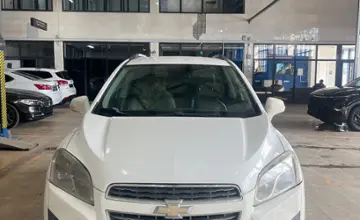 Chevrolet Tracker 2014 года за 3 800 000 тг. в Караганда фото 2