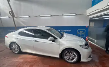 Toyota Camry 2020 года за 13 500 000 тг. в Астана фото 4