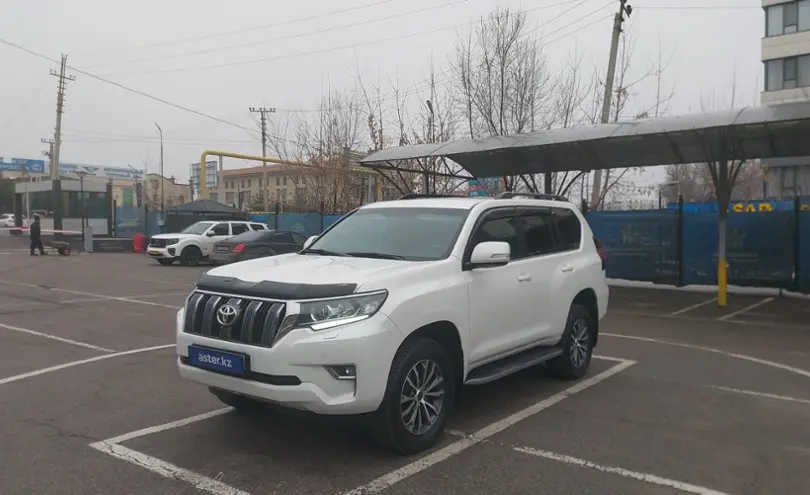 Toyota Land Cruiser Prado 2018 года за 25 000 000 тг. в Алматы