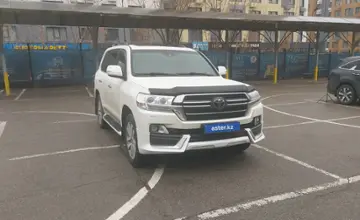 Toyota Land Cruiser 2020 года за 42 000 000 тг. в Алматы фото 2