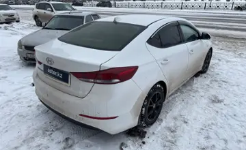 Hyundai Elantra 2017 года за 6 500 000 тг. в Астана