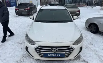 Hyundai Elantra 2017 года за 6 500 000 тг. в Астана фото 2