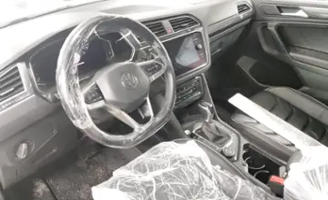 Volkswagen Tiguan 2021 года за 12 000 000 тг. в Астана фото 5