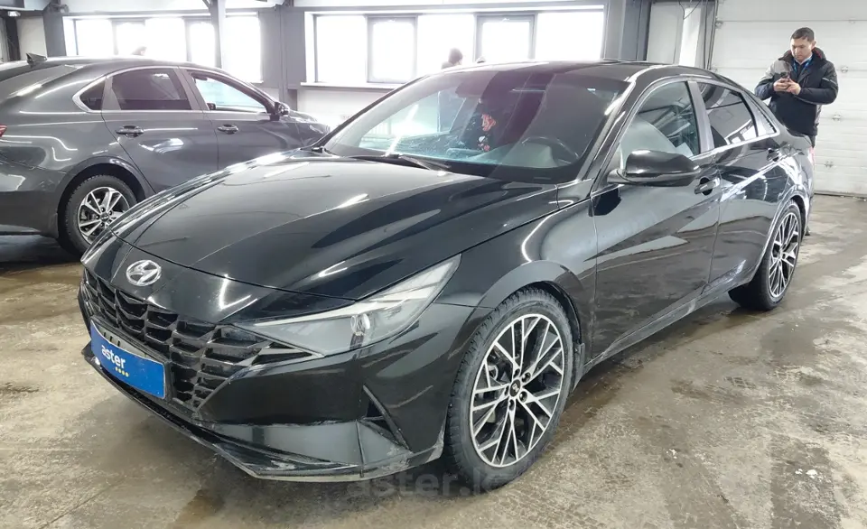 Hyundai Elantra 2023 года за 10 500 000 тг. в Астана