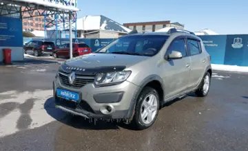 Renault Sandero 2015 года за 2 700 000 тг. в Шымкент фото 1