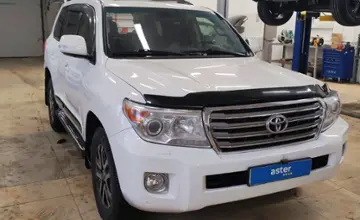 Toyota Land Cruiser 2012 года за 23 500 000 тг. в Актобе фото 3