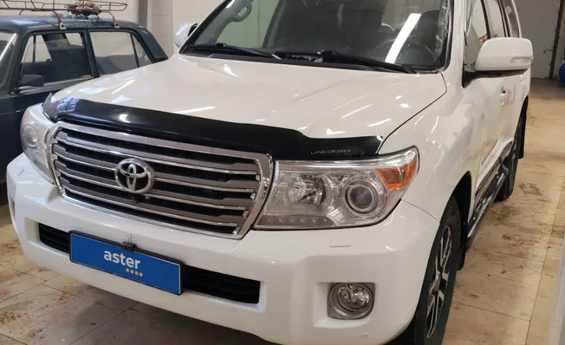Toyota Land Cruiser 2012 года за 23 500 000 тг. в Актобе