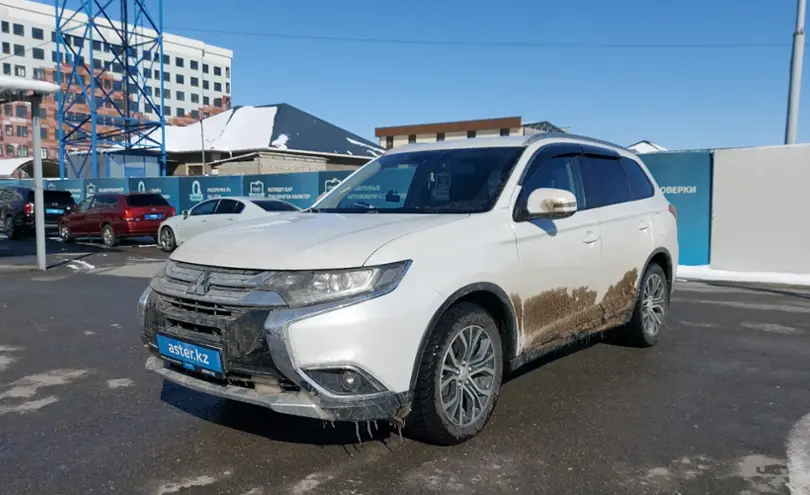 Mitsubishi Outlander 2017 года за 9 200 000 тг. в Шымкент