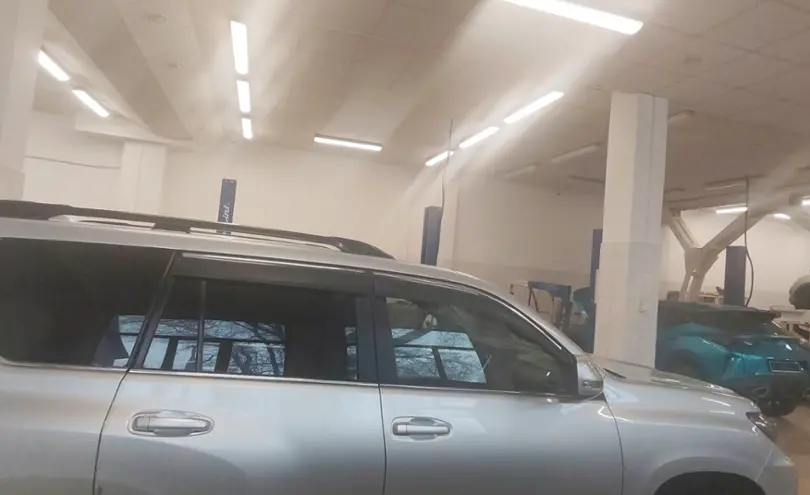 Toyota Land Cruiser Prado 2019 года за 24 000 000 тг. в Актобе фото 4