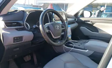 Toyota Highlander 2023 года за 25 000 000 тг. в Шымкент фото 5