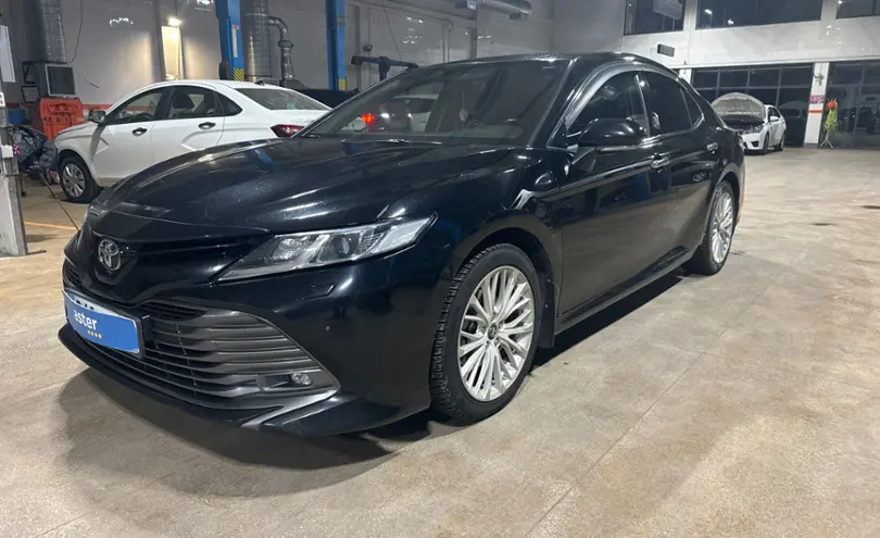 Toyota Camry 2018 года за 12 500 000 тг. в Караганда