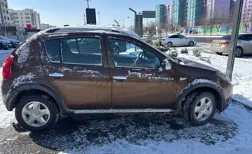 Renault Sandero 2014 года за 4 000 000 тг. в Шымкент фото 4