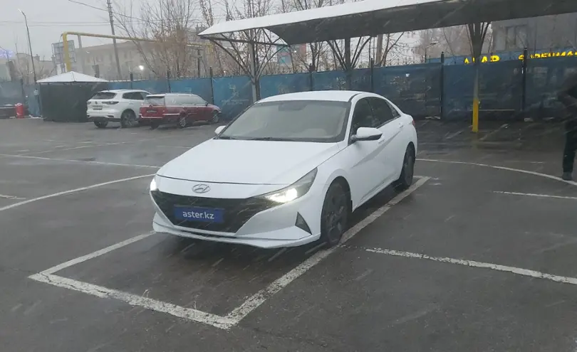 Hyundai Elantra 2022 года за 8 000 000 тг. в Алматы