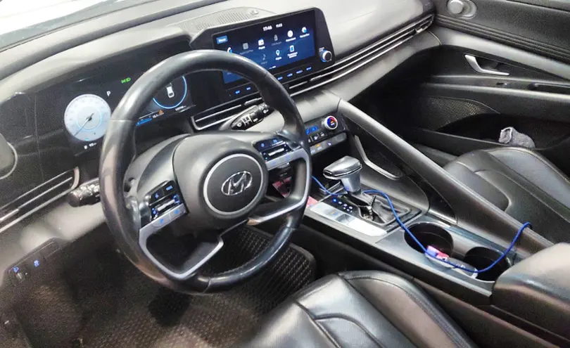 Hyundai Elantra 2021 года за 9 500 000 тг. в Астана фото 5
