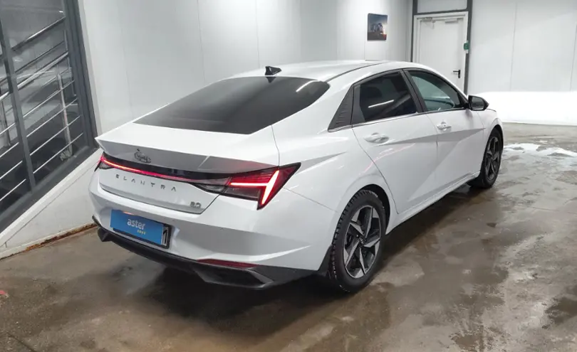 Hyundai Elantra 2021 года за 9 500 000 тг. в Астана фото 3