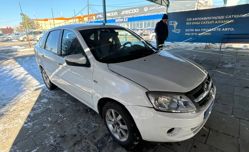 LADA (ВАЗ) Granta 2017 года за 2 500 000 тг. в Талдыкорган фото 3