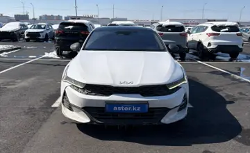 Kia K5 2021 года за 9 500 000 тг. в Алматы фото 2