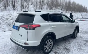 Toyota RAV4 2017 года за 13 000 000 тг. в Усть-Каменогорск